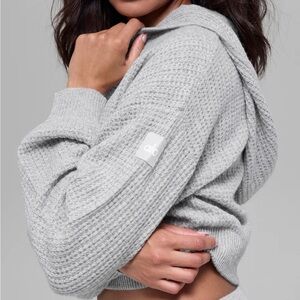 Alo - Cashmere Plush Waffle Full Zip Hoodie (Athletic Heather Grey, XS)